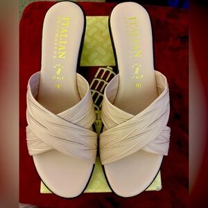 Made in Italy- Italian Show Maker brand new nude slipper